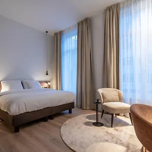 One Two Four - & Hotel